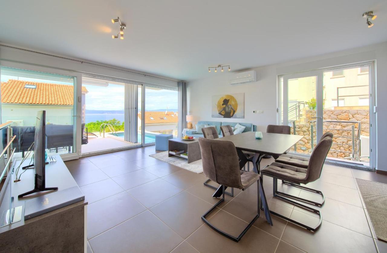 Villa Solis Lacus Modern Apartment - Private Heated Pool - Smart Tv Sky X - Free Parking Njivice Exterior photo